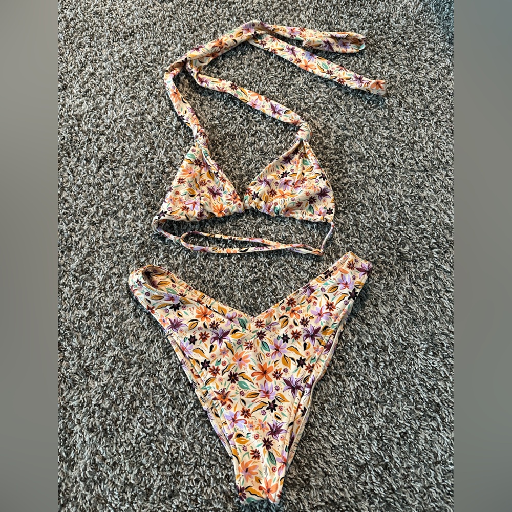 JMP the label. NWOT Cactus Bloom M Top L bottom